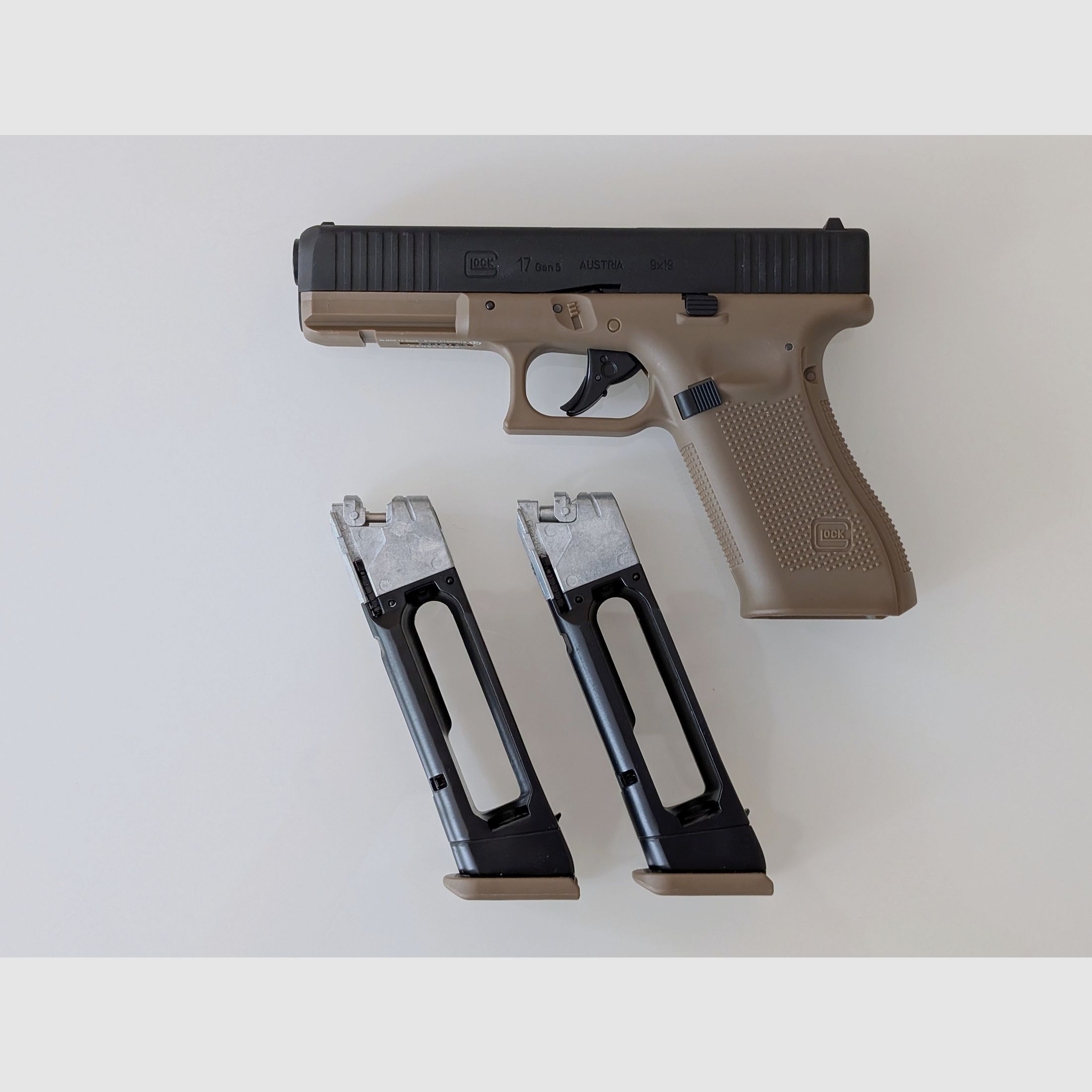 GLOCK 17 Gen5 6 mm, CO₂, < 2,0 J, Coyote