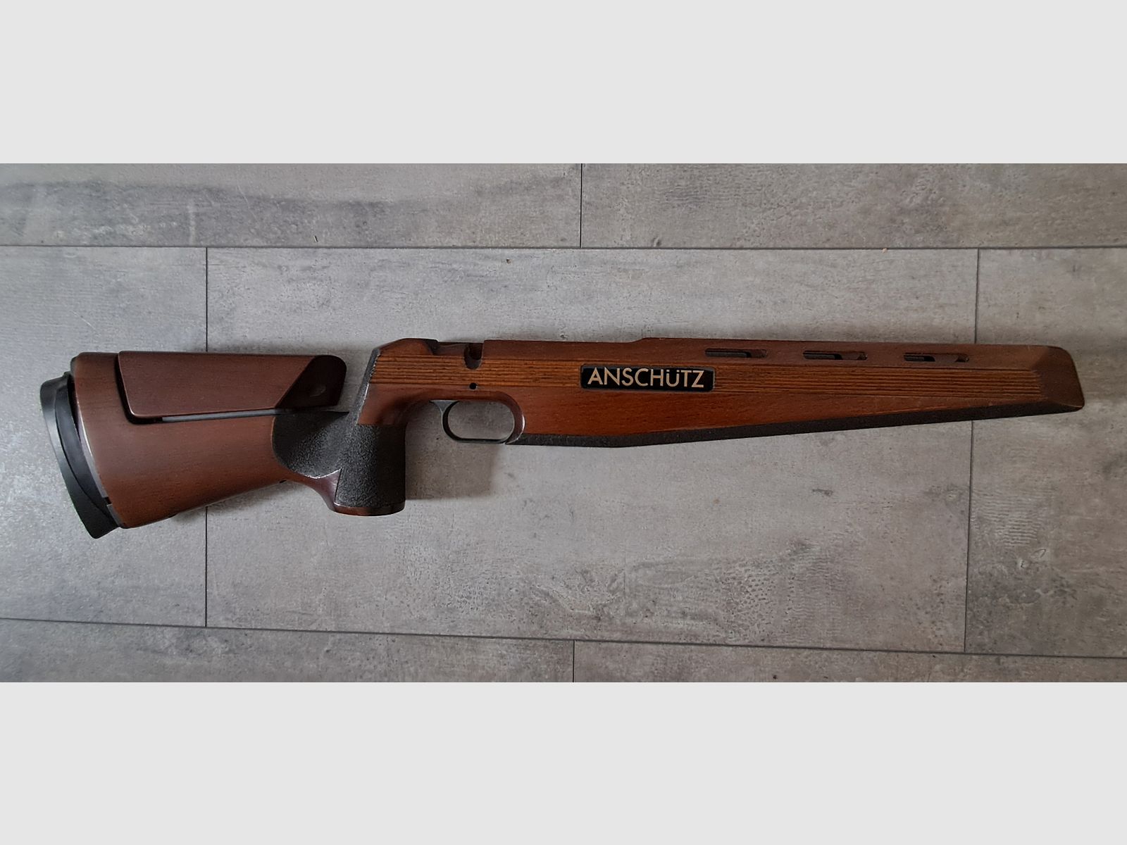 Anschütz stock KK, very good condition with adjustable cheek piece