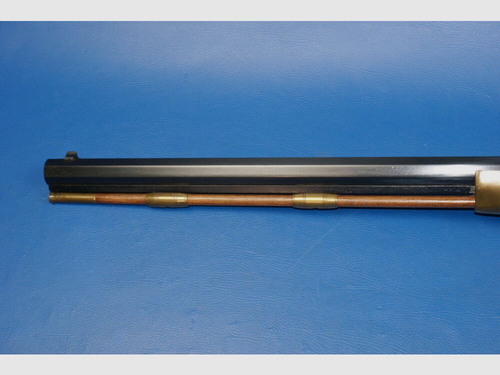 Fusil à percussion Plainsman 45 / .45 (poudre noire)
