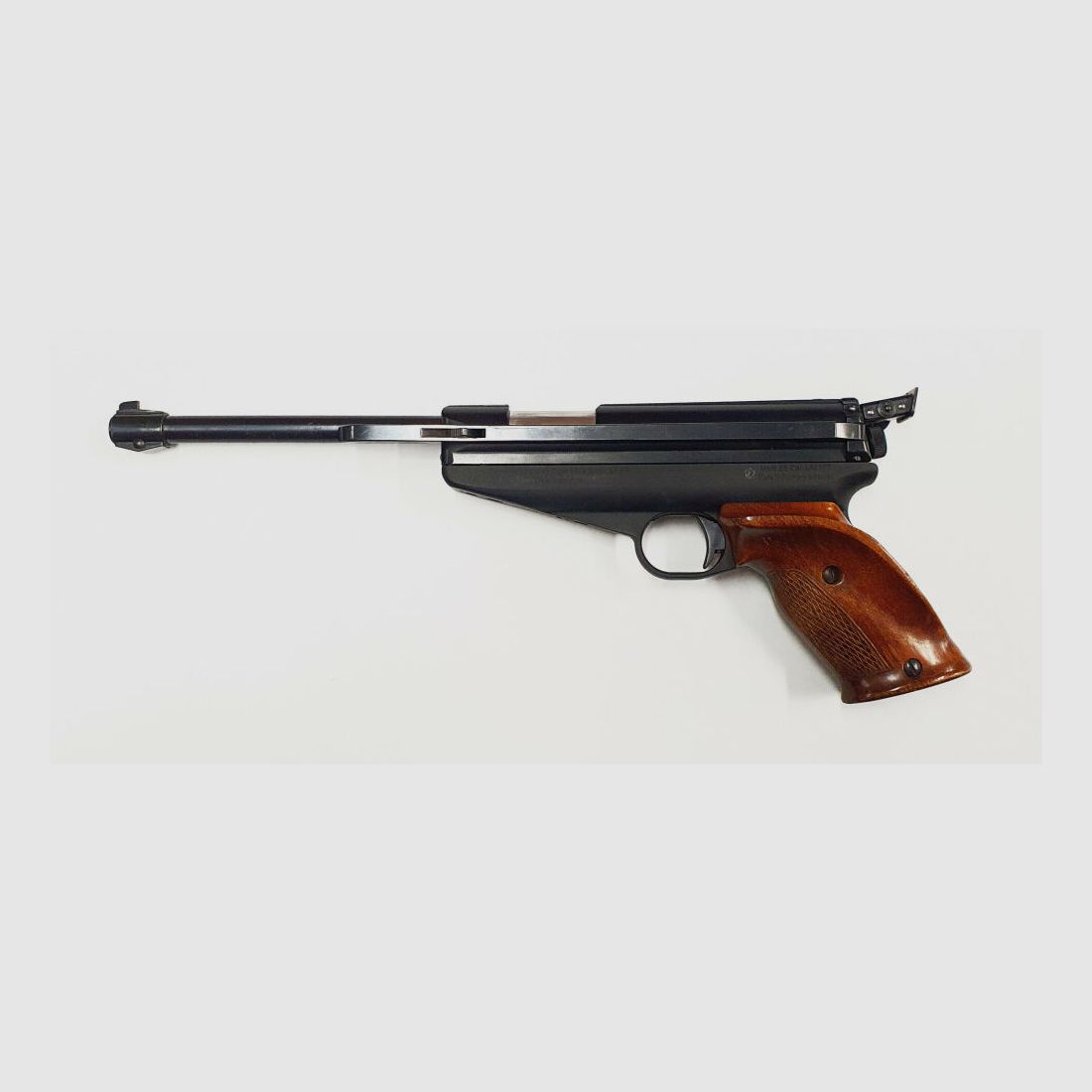 Feinwerkbau Feinwerkbau Mod. 65 4,5/.177 FWB 65 Mk. I , vierstellige Seriennummer, Federdruck / Seitenspanner
