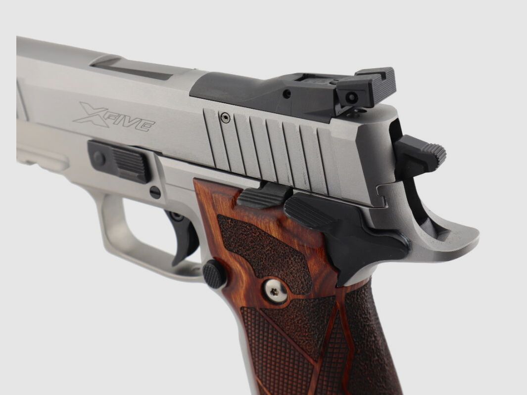 Sig Sauer P226 X-Five Classic