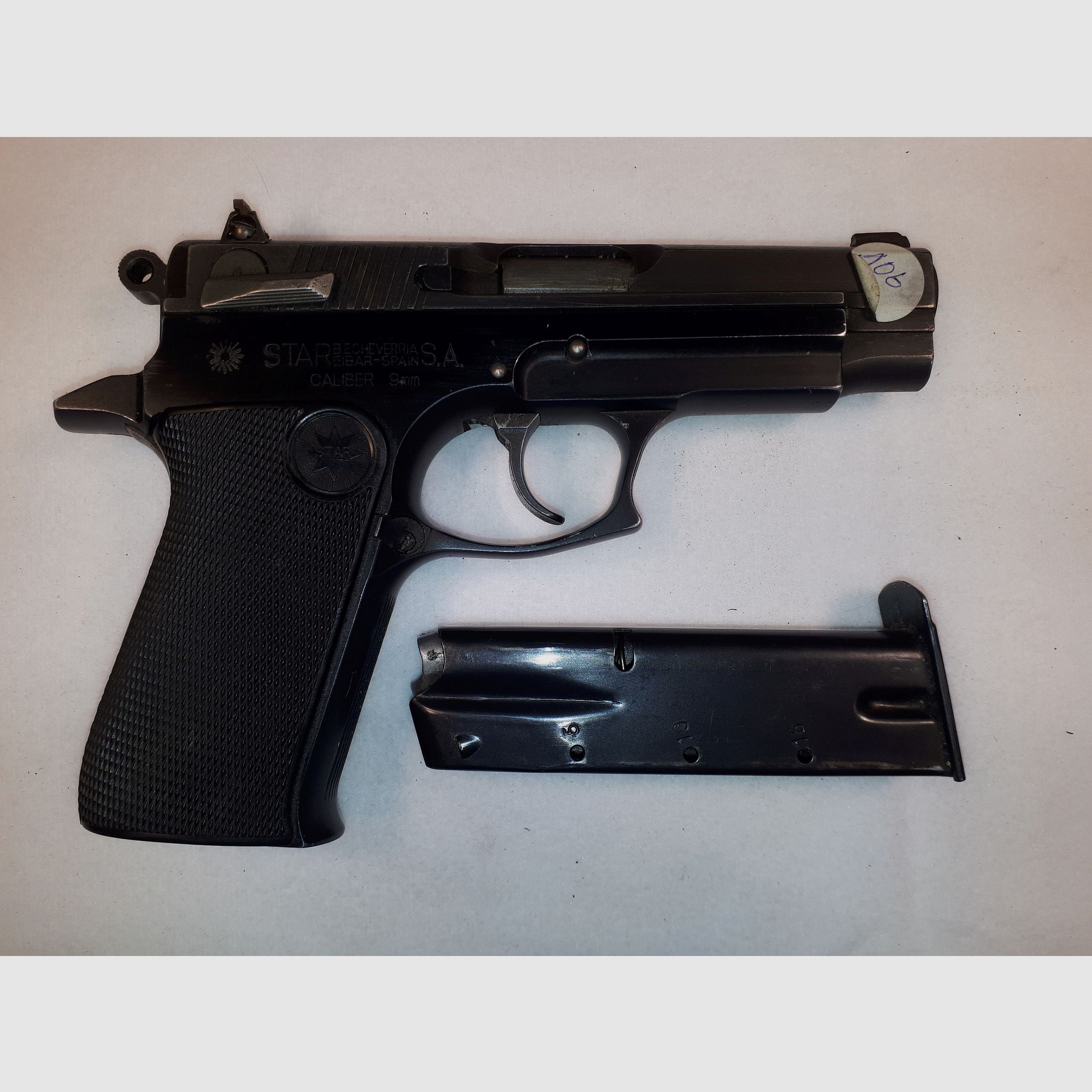 Star  Selbstladepistole , Modell: 30 PK, Kaliber 9mm Luger.