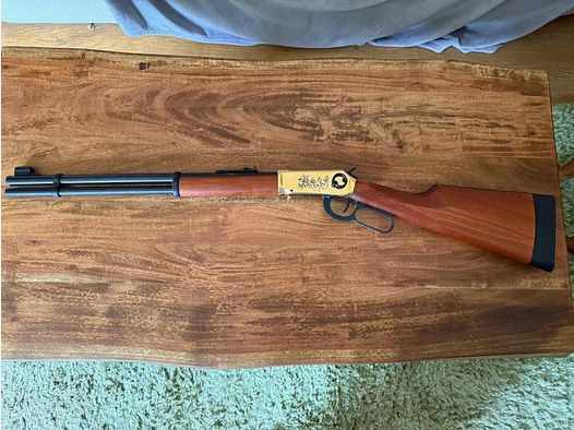 Fucile a CO2 Walther Lever Action Wells Fargo lungo 4,5 mm Diabolo versione da 88 grammi