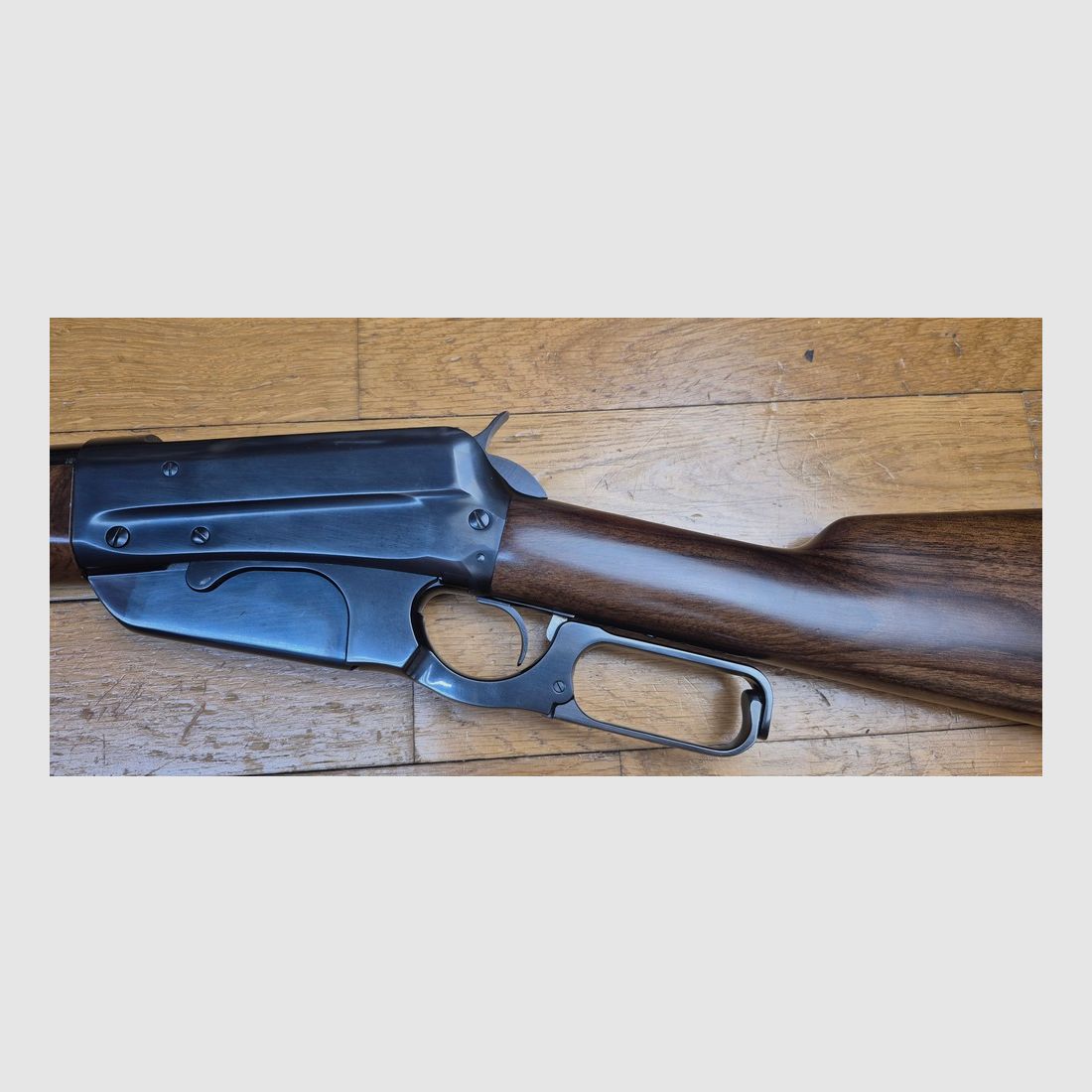 Splendida Winchester 1895 – Formidabile cal. 30.06 – Eccellente lavorazione da parte di Miroku in Giappone per Browning – Legni molto belli, almeno Grade V – Canne splendide e meccanica perfetta – Arma in ottime condizioni – TBE+!, immagine 4 di 40