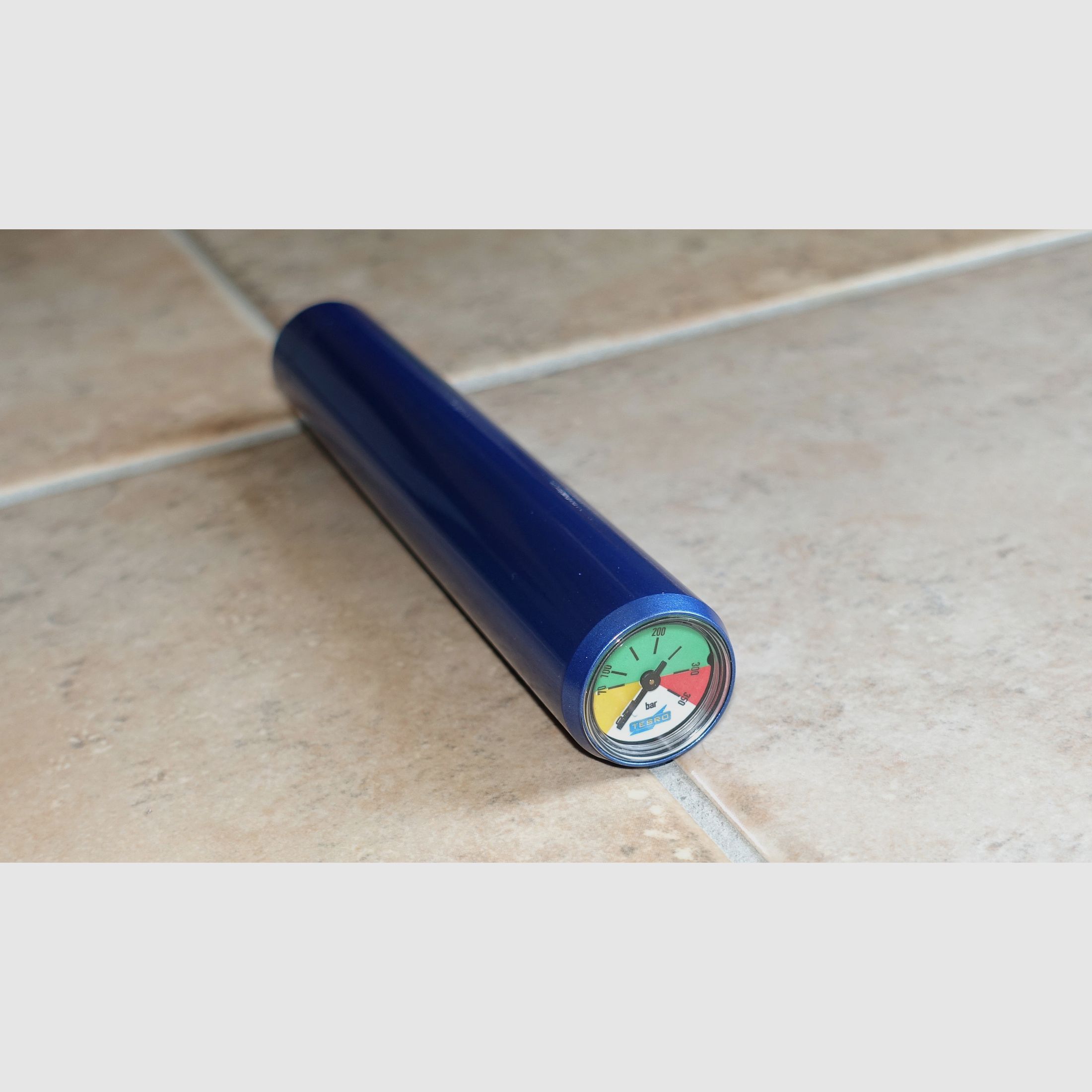 Steyr compressed air cartridge for air pistol + Tesro compressed air and Steyr CO2 cartridge FREE