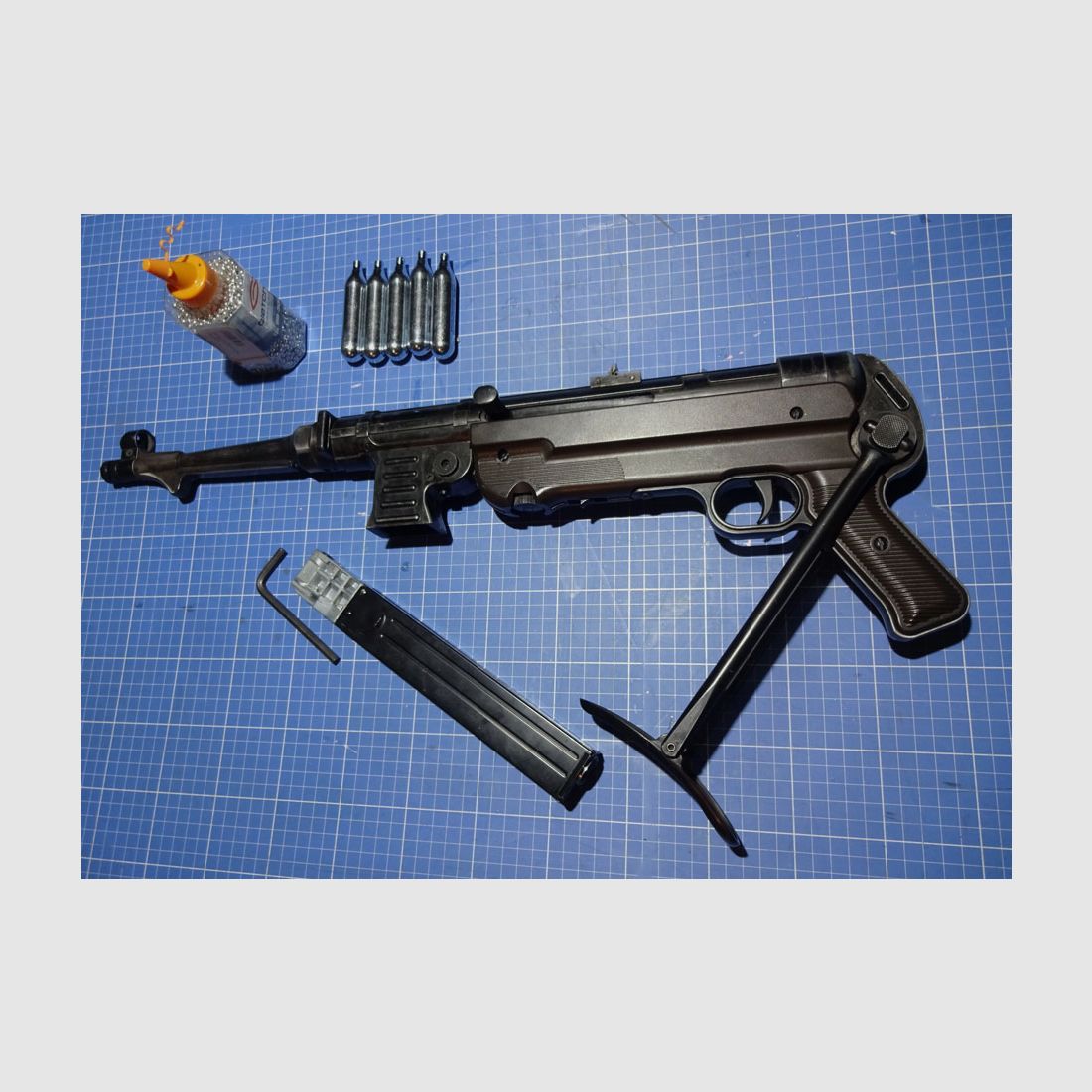 MP40 - CO2 - Kaliber .177 / 4,5mm BB, Bild 2 von 5