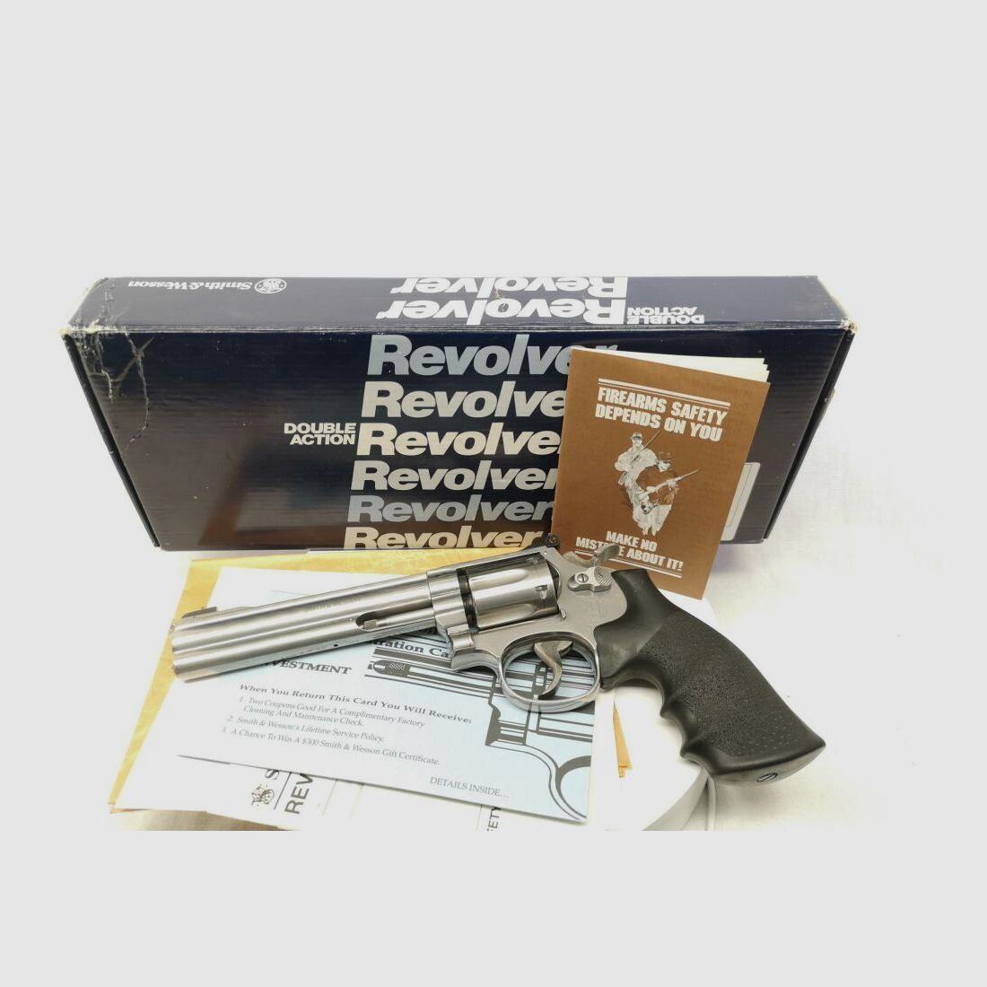 Smith & Wesson 617-1