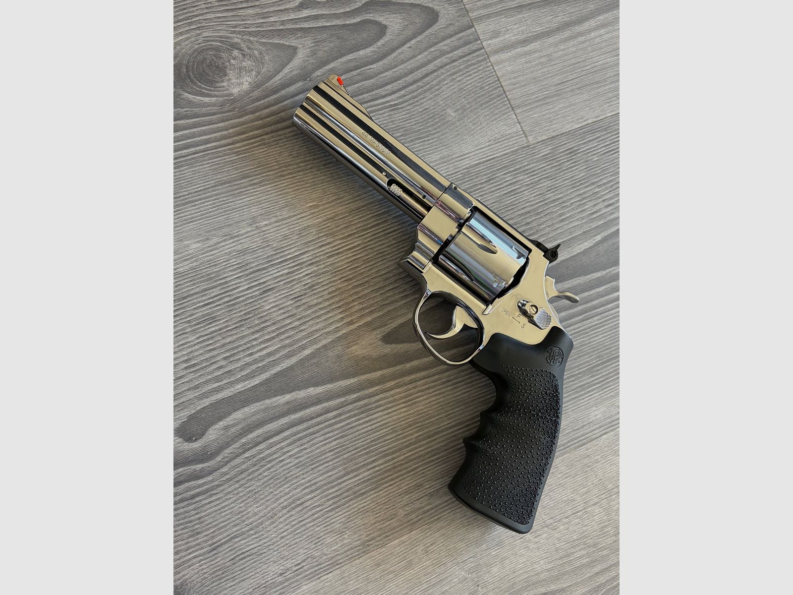 Smith and Wesson co2 Revolver 629 5“ N E U