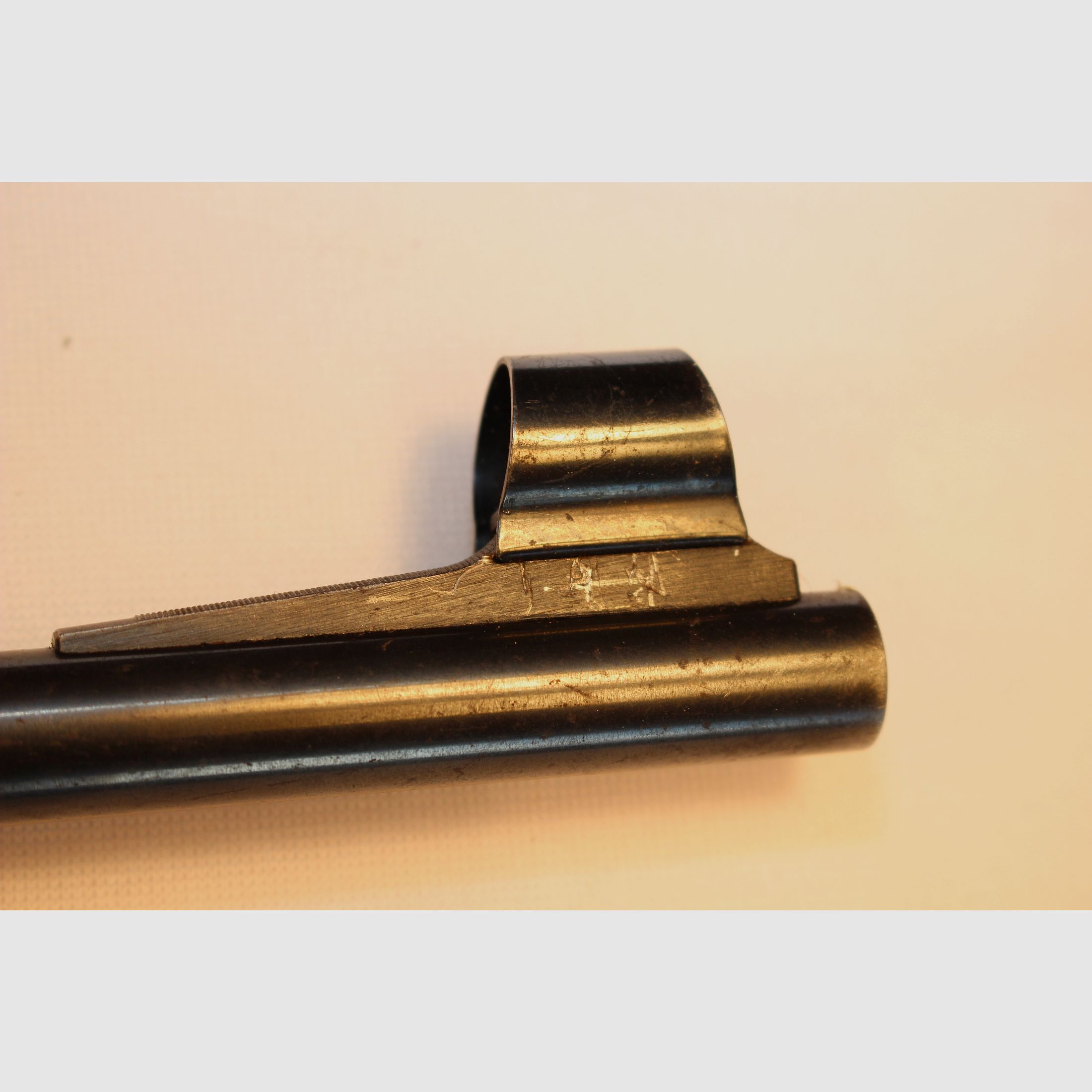 Bolt-action rifle in caliber 7x64.