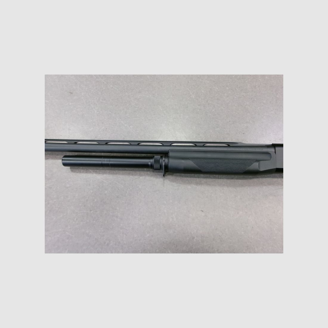 BENELLI M1 SUPER 90 12 Ga used, image 8 of 11