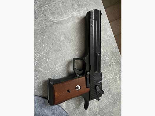 ME-COMBAT Desert Eagle cal.8 mm Knall