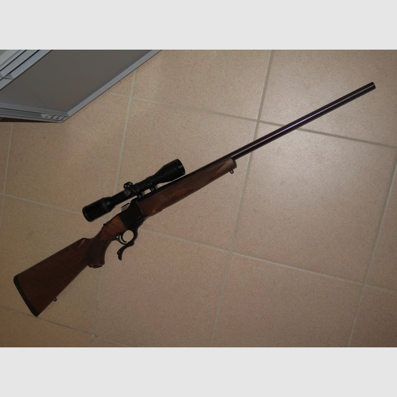 Ruger No 1 single-shot rifle 6.5x68