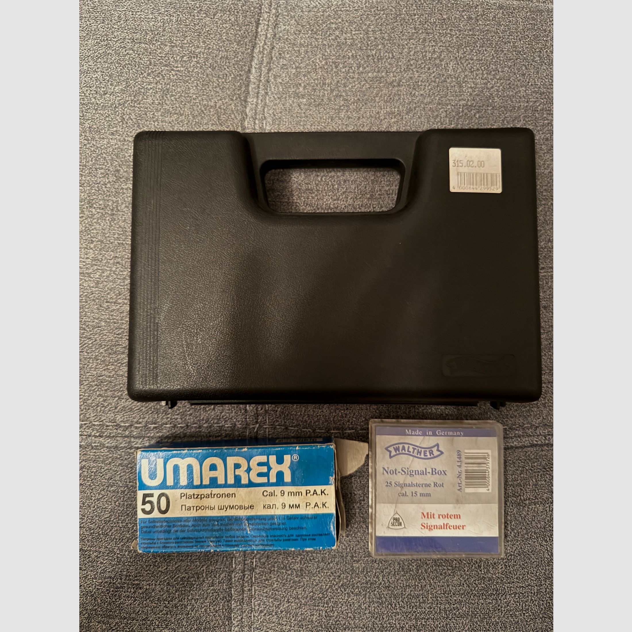 Blank pistol Walther PP (9mm P.A.K.) – Ultimate collector’s complete set with case, certificate, ammunition & pyrotechnic ammunition