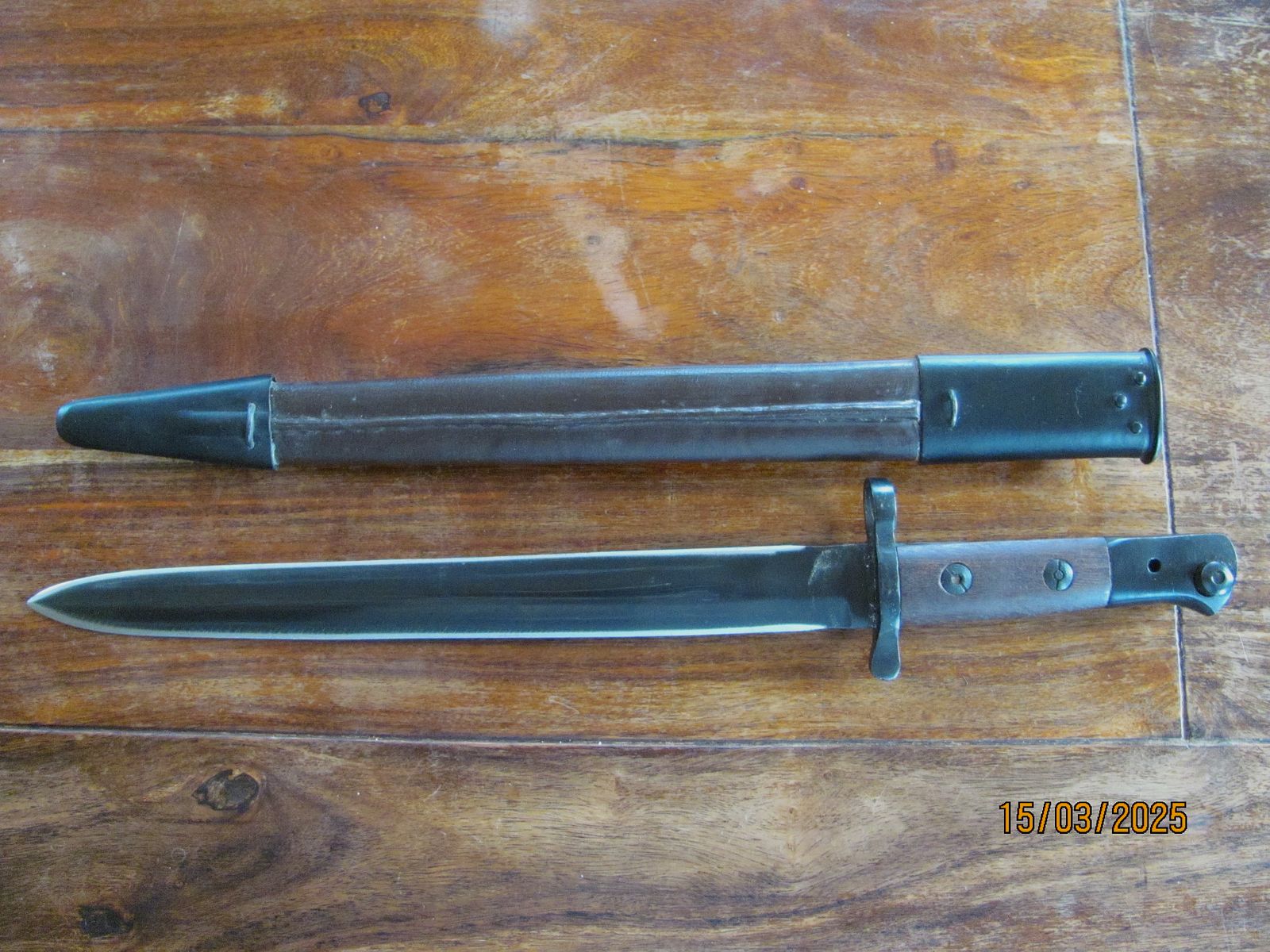 Enfield Ishapore Pattern 1903 Bajonett m Lederscheide