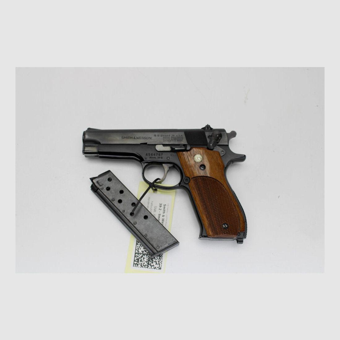 Pistole Smith & Wesson 39-2 mit 2 Magazinen 9mmLuger