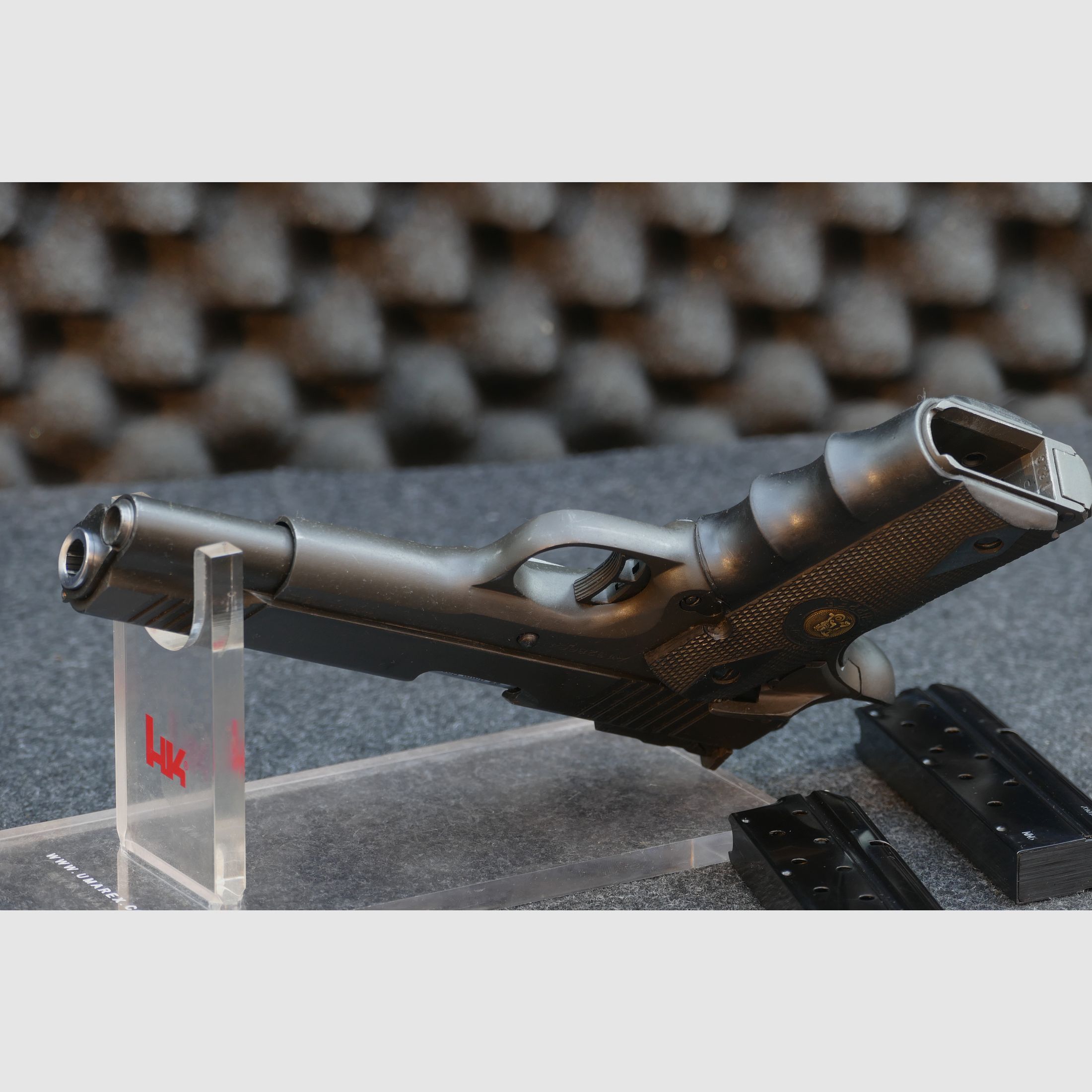 Armscor „Medallion“ 1911 – 9×19, 9mmLuger, 9mmPara – 5" Match-Lauf – Parkerisiert (phosphatiert) – 2× MecGar Magazin