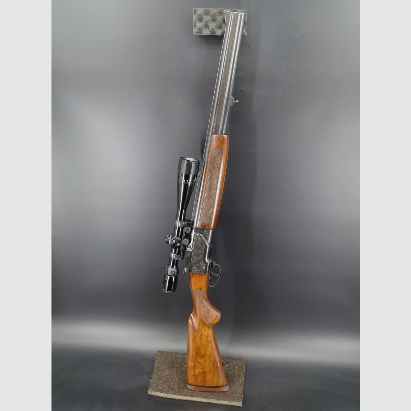 Brno ZH 307 BBF Kaliber .22 Hornet 12/70 ZF Bushnell 6-18x40 ZH 307