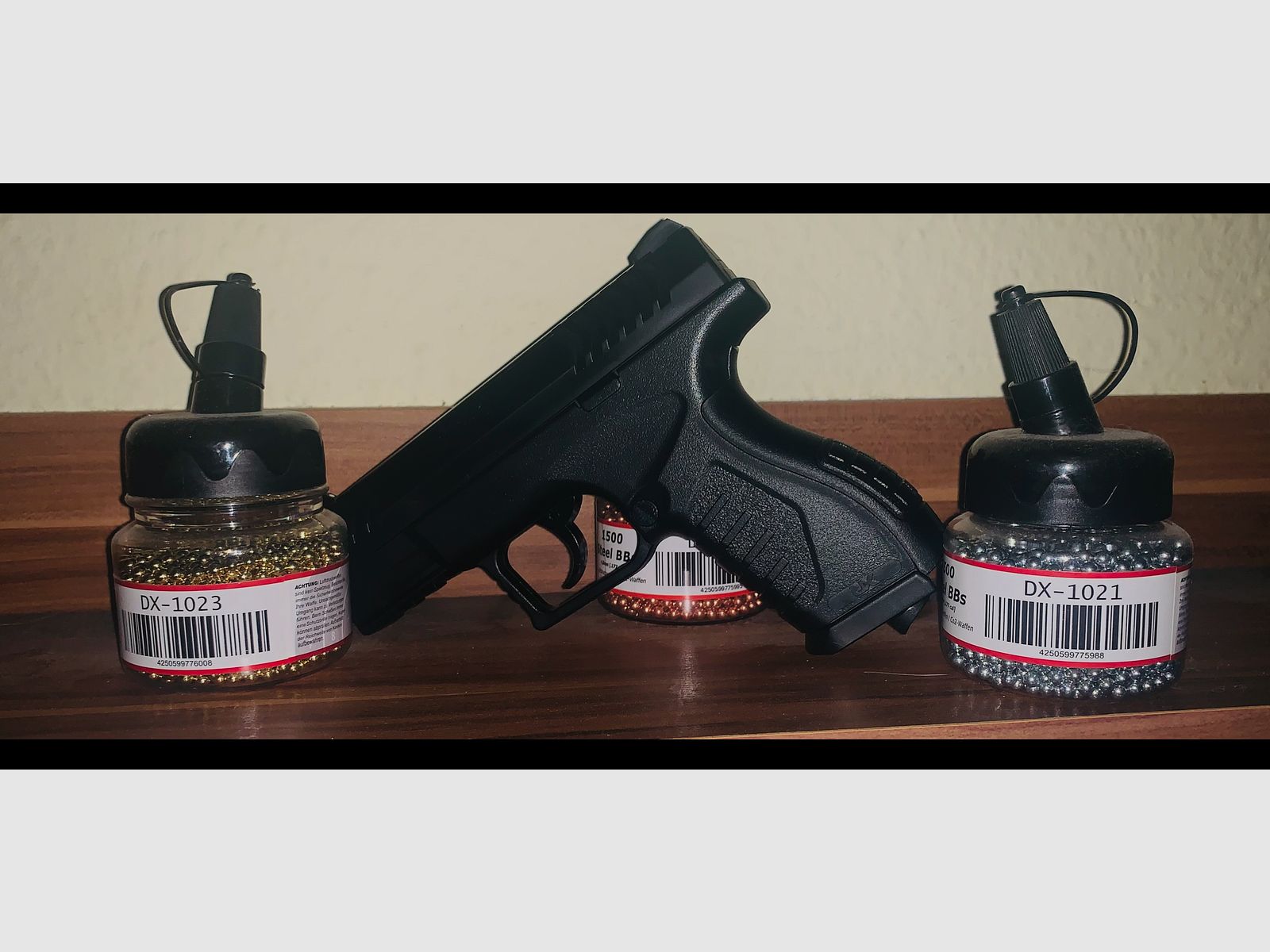 Valise Umarex XBG - Pistolet Co2 à billes en acier de 4,5 mm