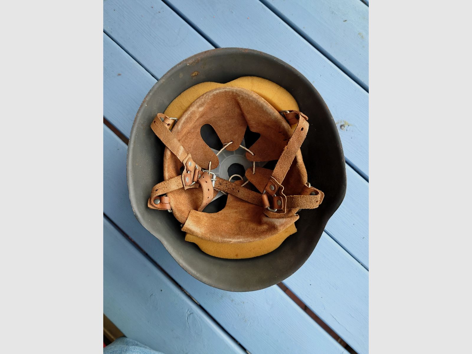 NVA M56 Stahlhelm DDR kein AK47 AK74 PPK mpi