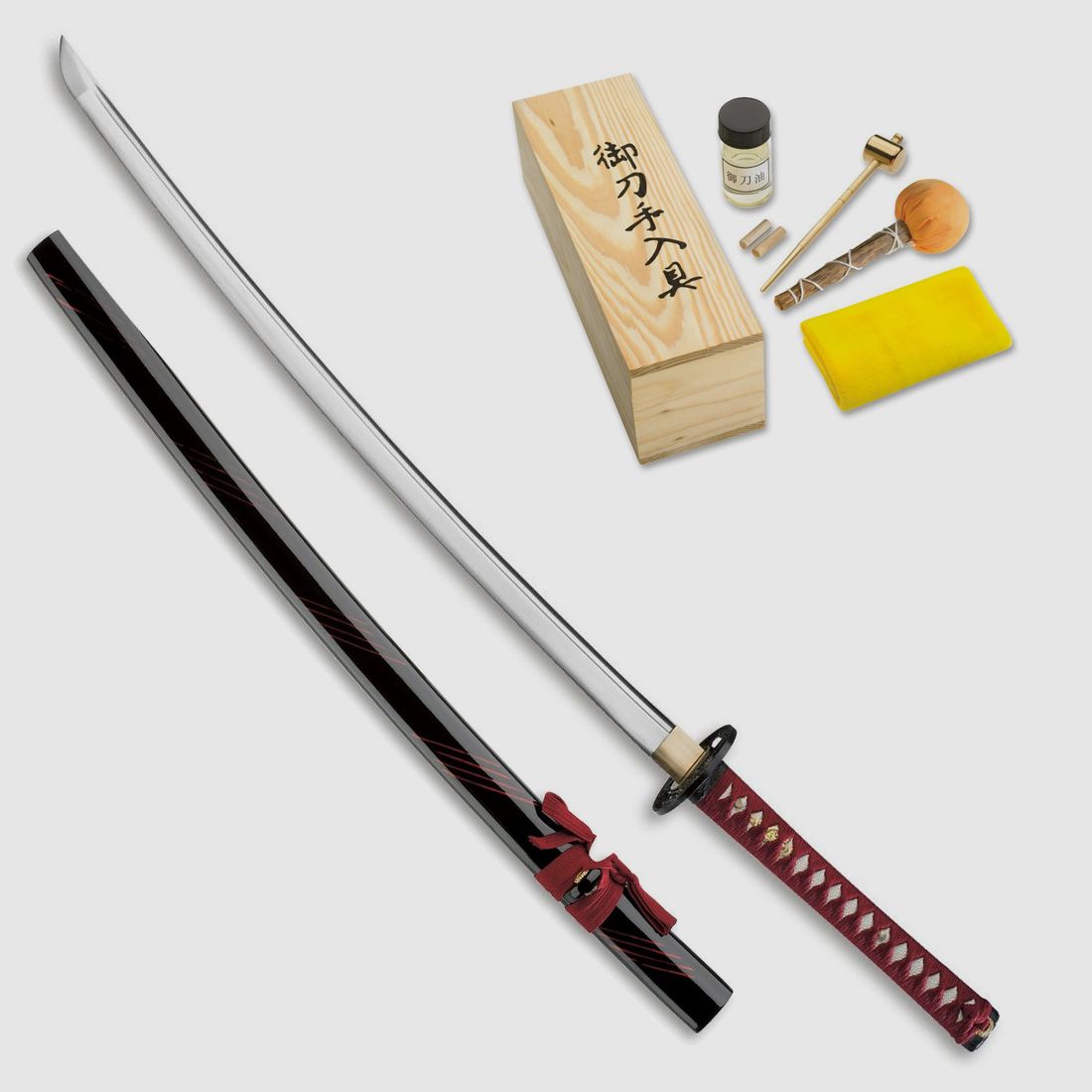 MAGNUM RED SAMURAI sword with a lot of accessories