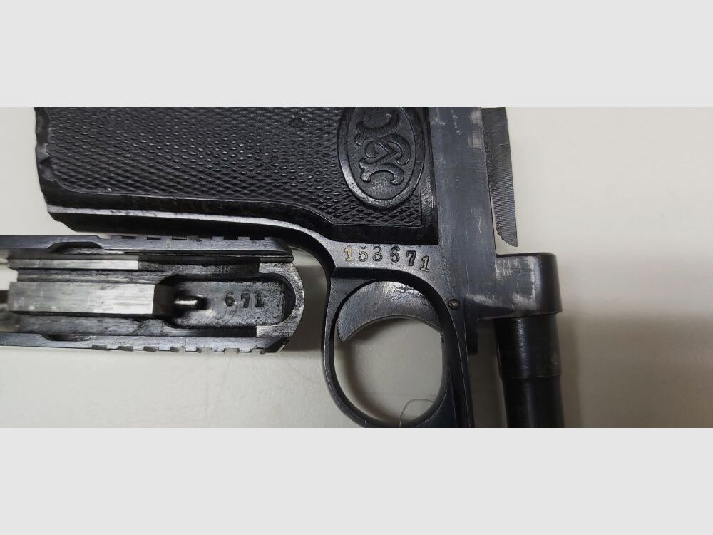 Carl Walther Waffenfabrik Zella St. Blasii Model 4