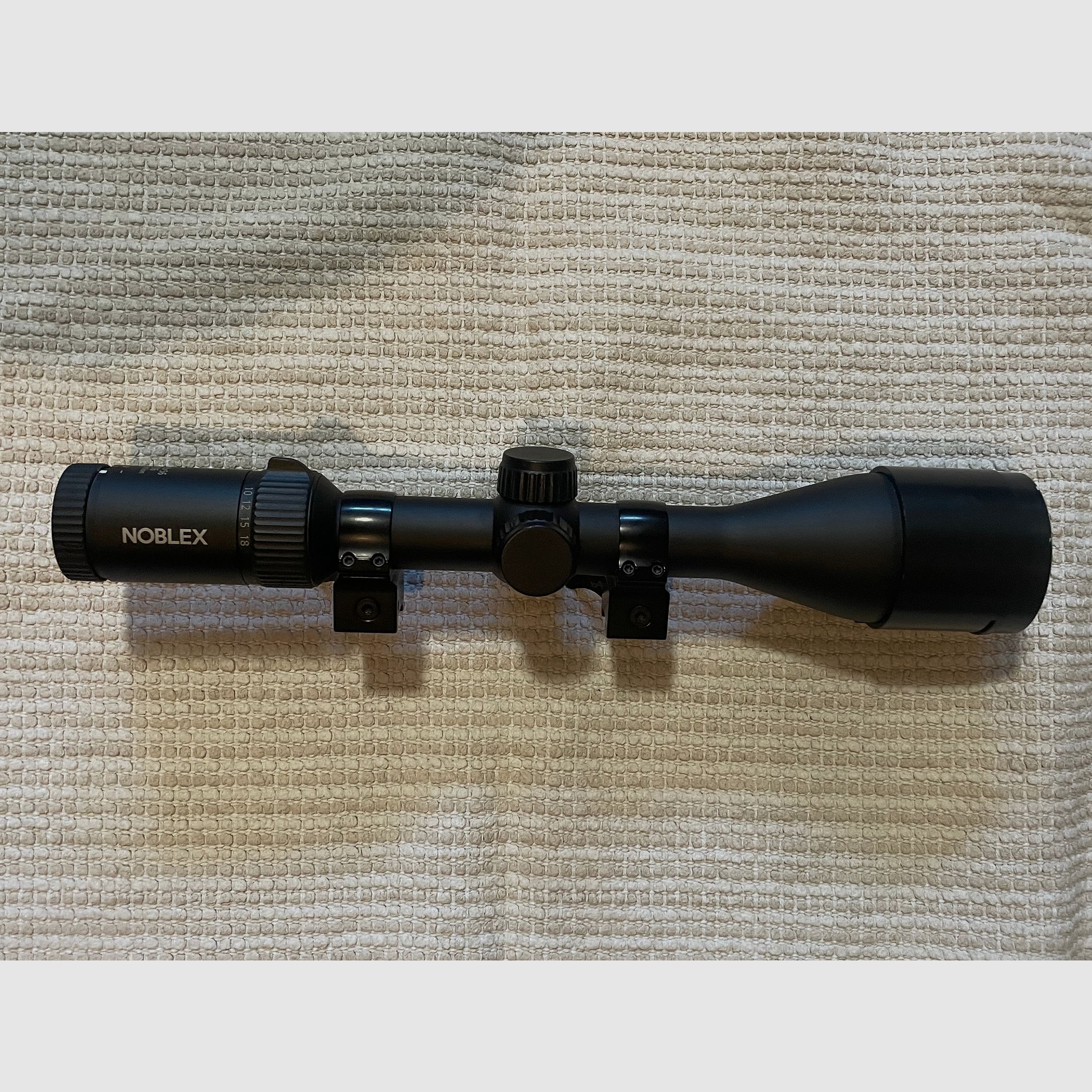Noblex Inception NZ6 3-18 Abs.41 e adattatore di Präzise Jagen