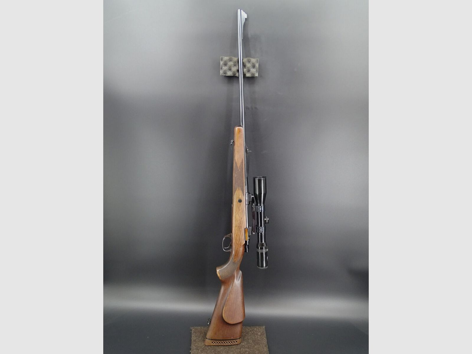 St Barbara 98 kaliber 7x64 ZF Schmidt & Bender 4-12x42 98 met S&B