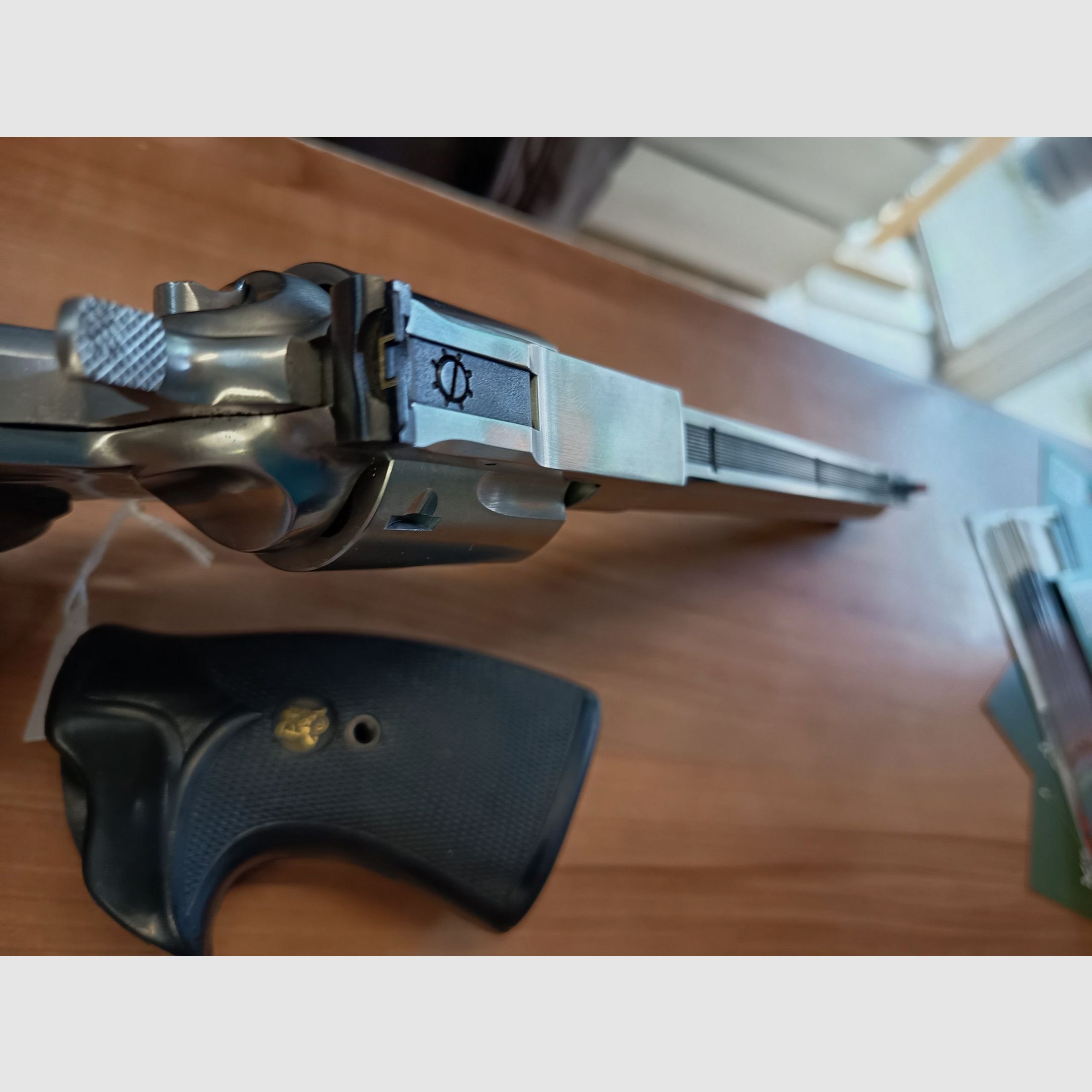 RUGER REDHAWK 44 mag 7&Prime;1/2, image 4 sur 7