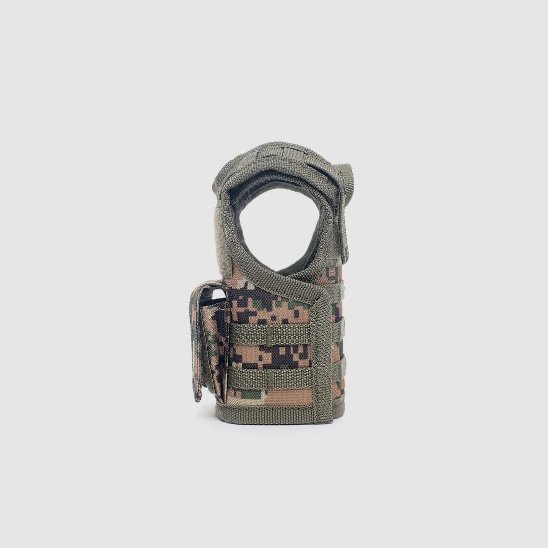 Mini Tactical Schutzweste mit Fronttaschen für Bierflasche / Weinflasche / Thermosflasche - Digital-Woodland
