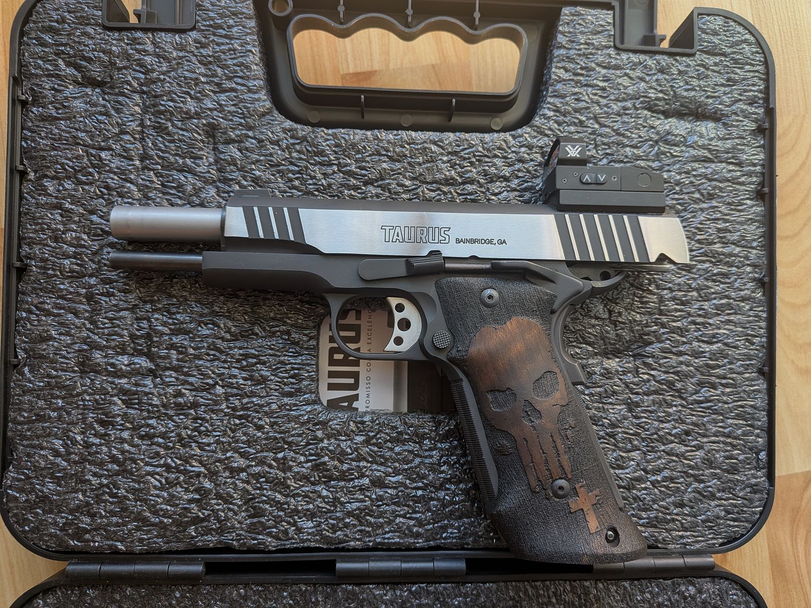 Taurus 1911 .45 ACP with Red Dot