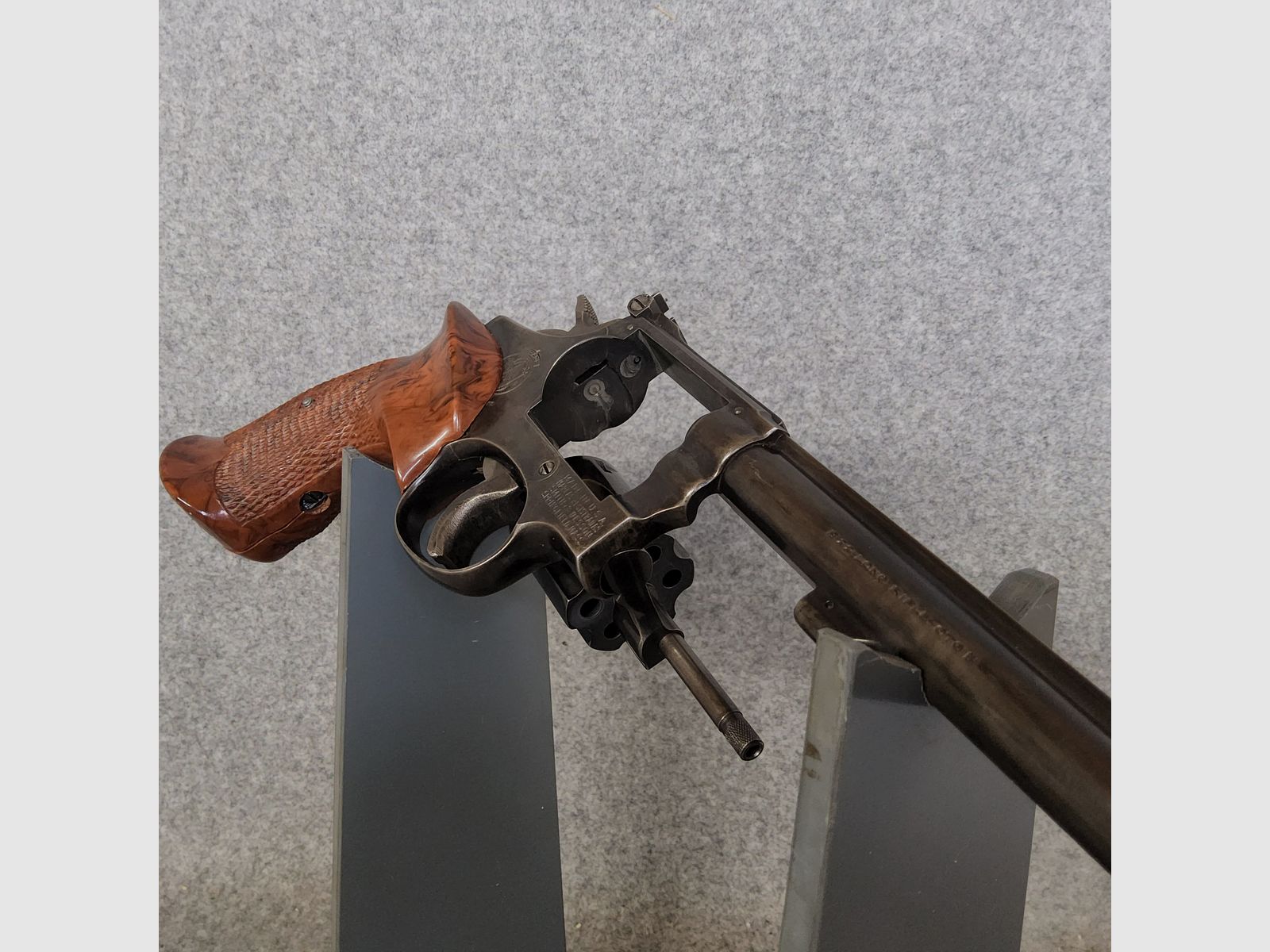 Smith & Wesson Mod. 17-2