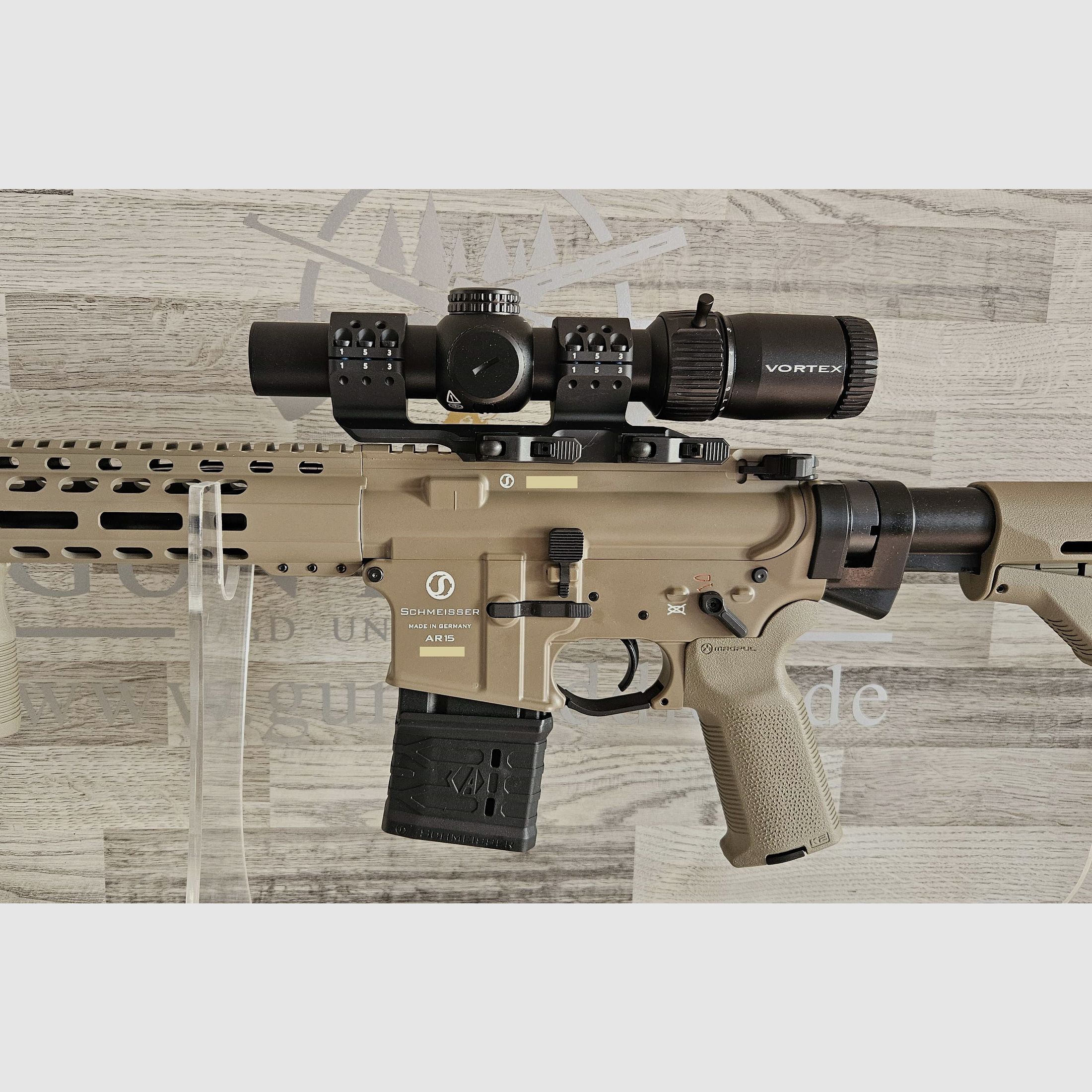 Schmeisser AR15 M4FL 14,5" FDE MAGPUL Cal. .223Rem con Vortex Strike Eagle - Producto nuevo del comercio especializado