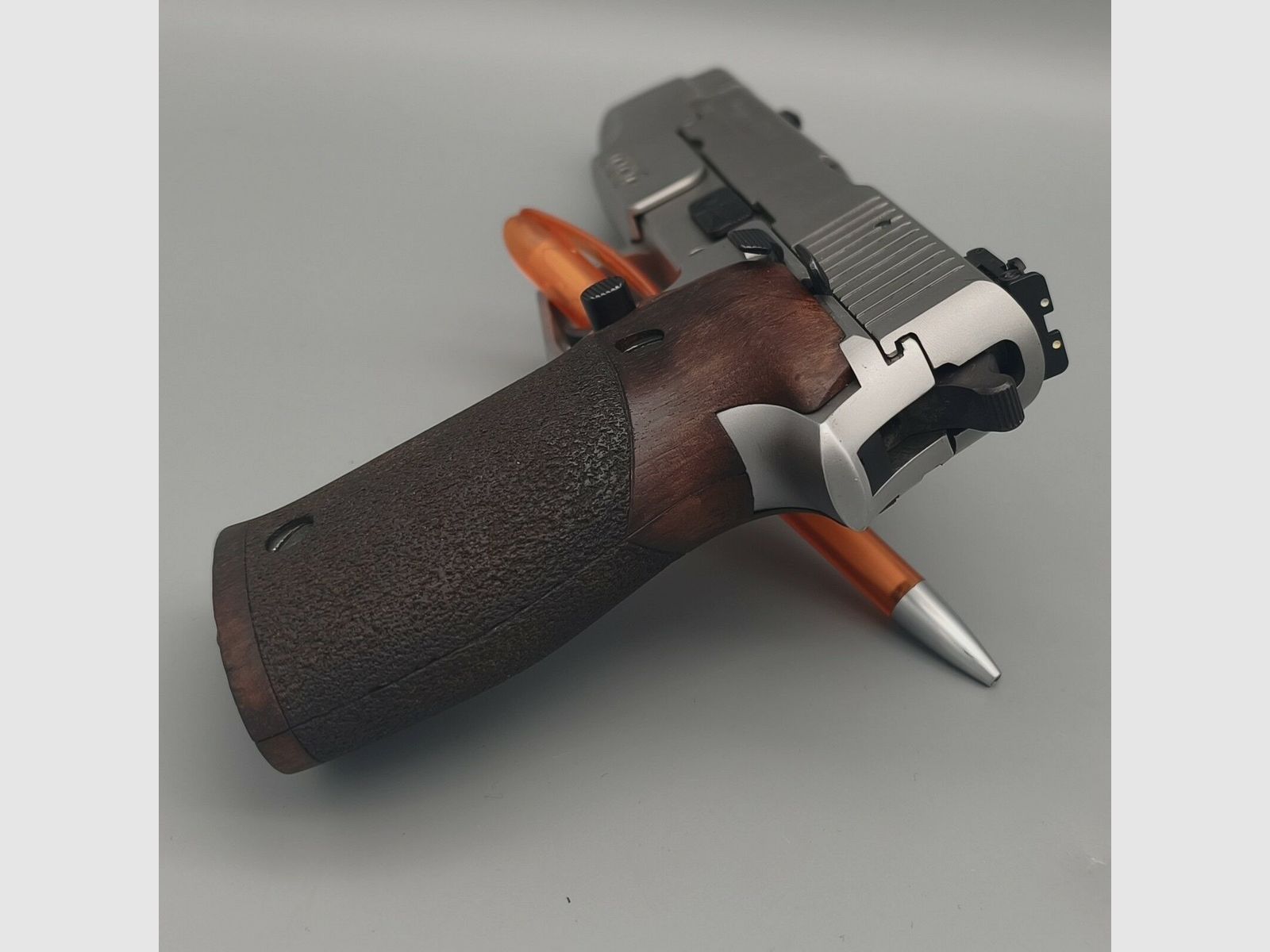 SIG Sauer P226S con Romeo 1 e mirino regolabile 9mmLuger