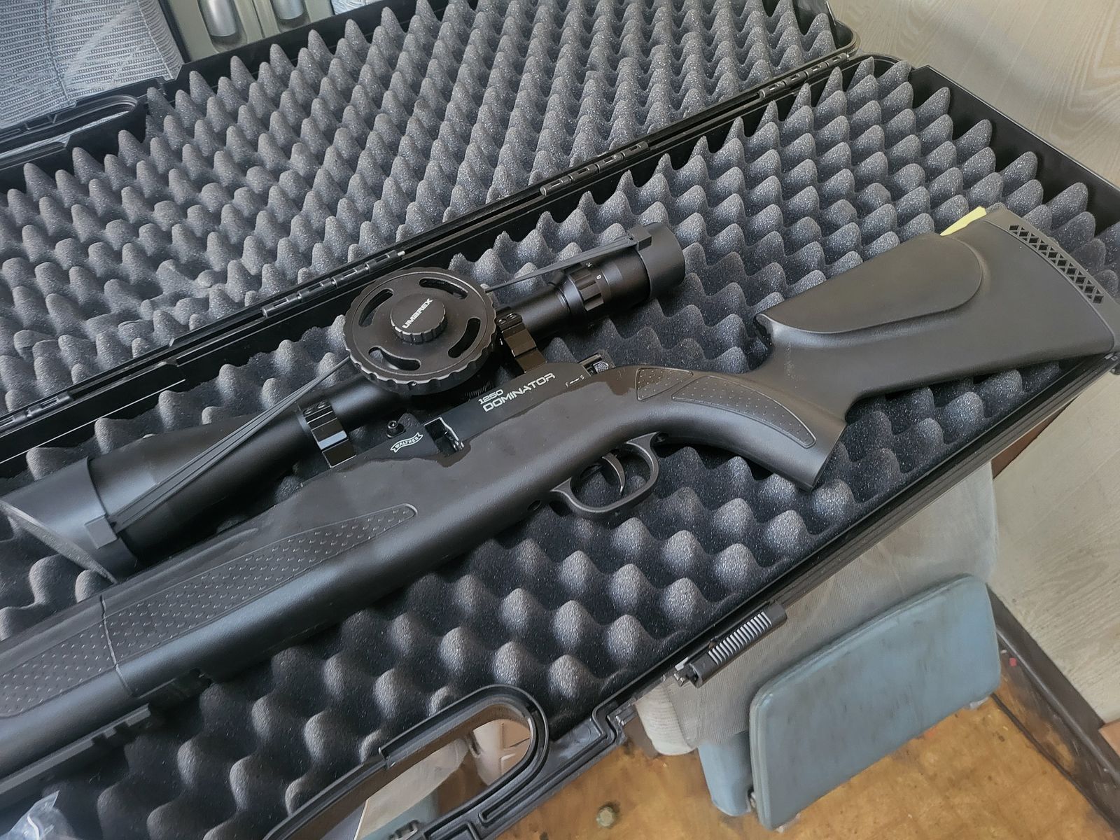 Walther Dominator 1250ft Fieldtarget fucile ad aria