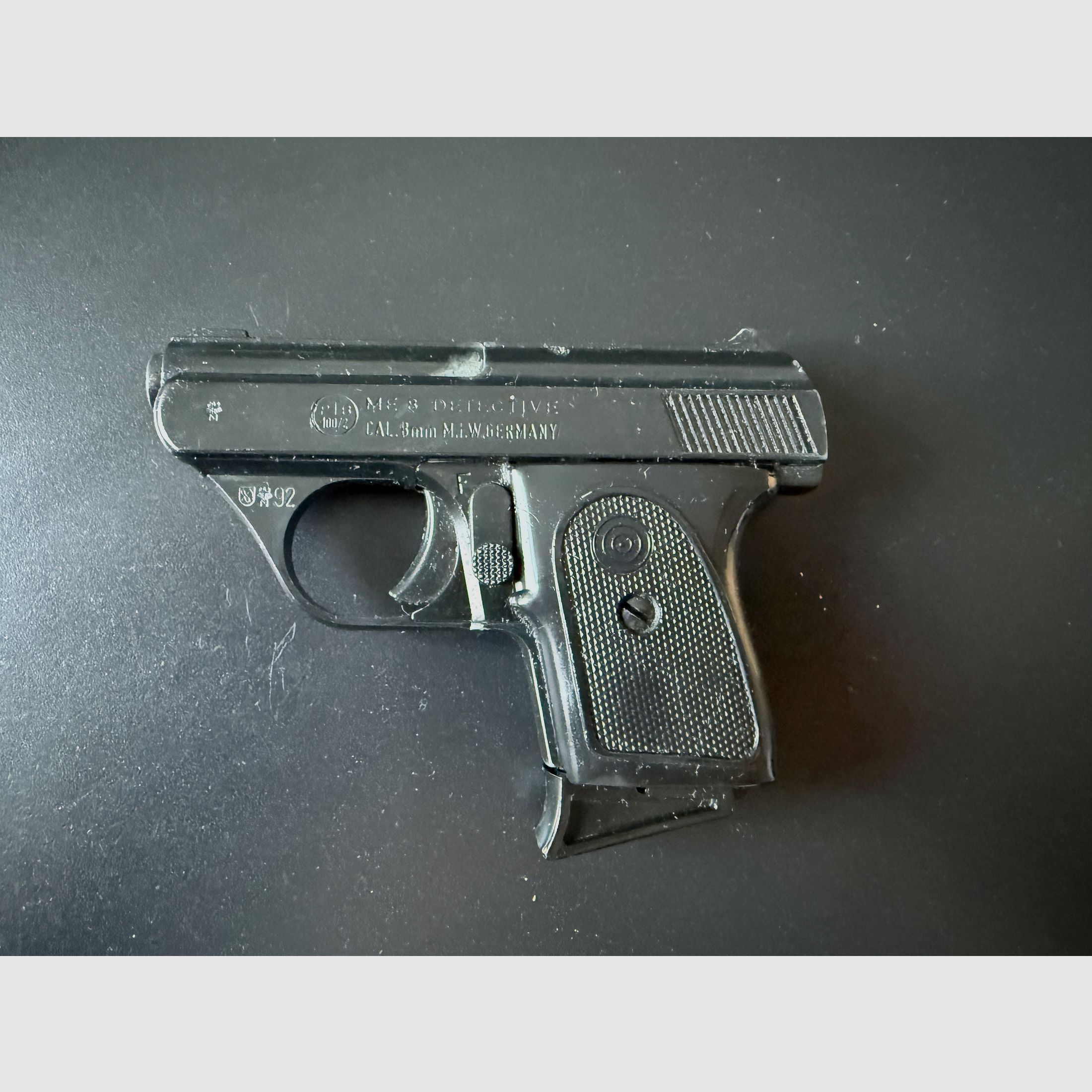 ME 8 Detective Cal. 8mm, Schreckschusspistole