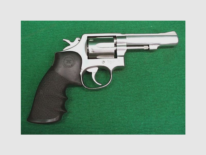 Revólver Smith & Wesson Mod.64-3 4