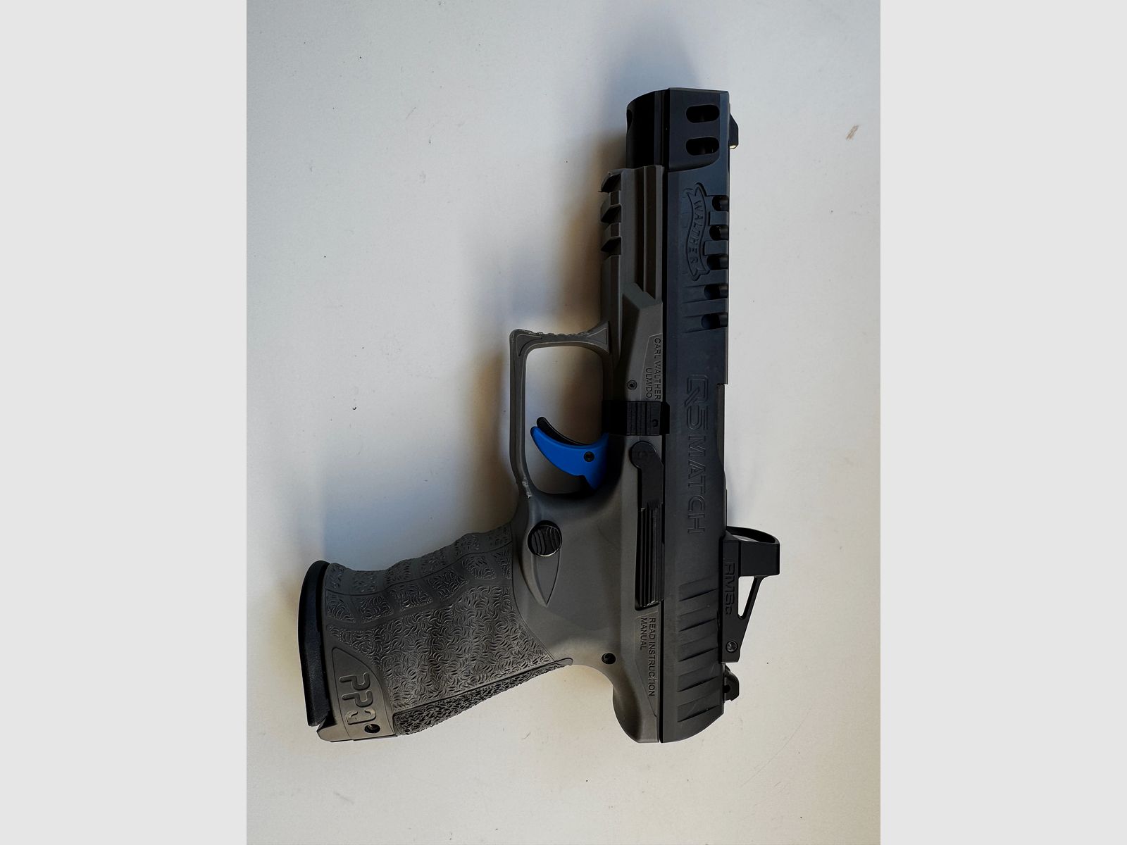 Walther PPQ Q5 Match (9×19 mm) — rama polimerowa • 4 magazynki • walizka + pełne akcesoria • zamontowany celownik punktowy Walther RMS C