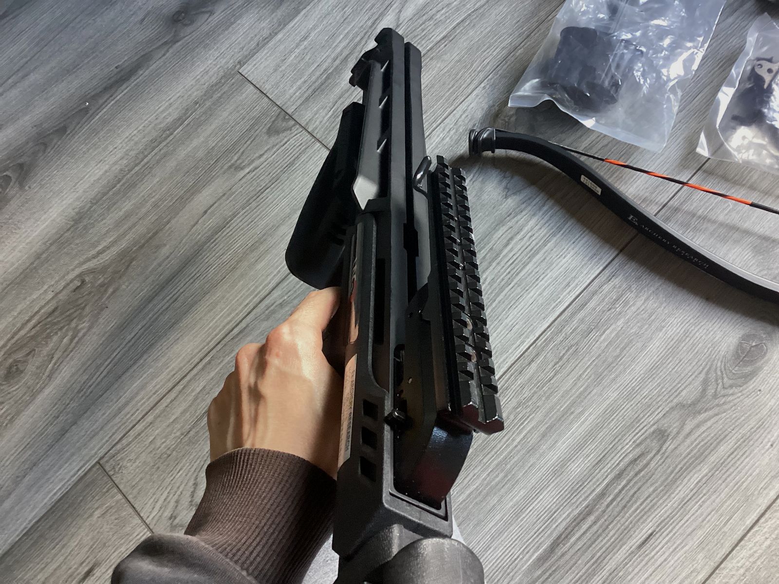 EK Archery Jag II Pro 175 lbs 260 FPS + red dot