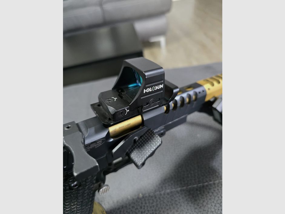 2011 HPS Racegun Open Master 9mm Major + STI Veriegelungsblock für das DAA X Holster + 4x DAA Magazintaschen + Magnet inkl. 4 STI Magazine (je 20 Schuss) + 1000 Geschosse