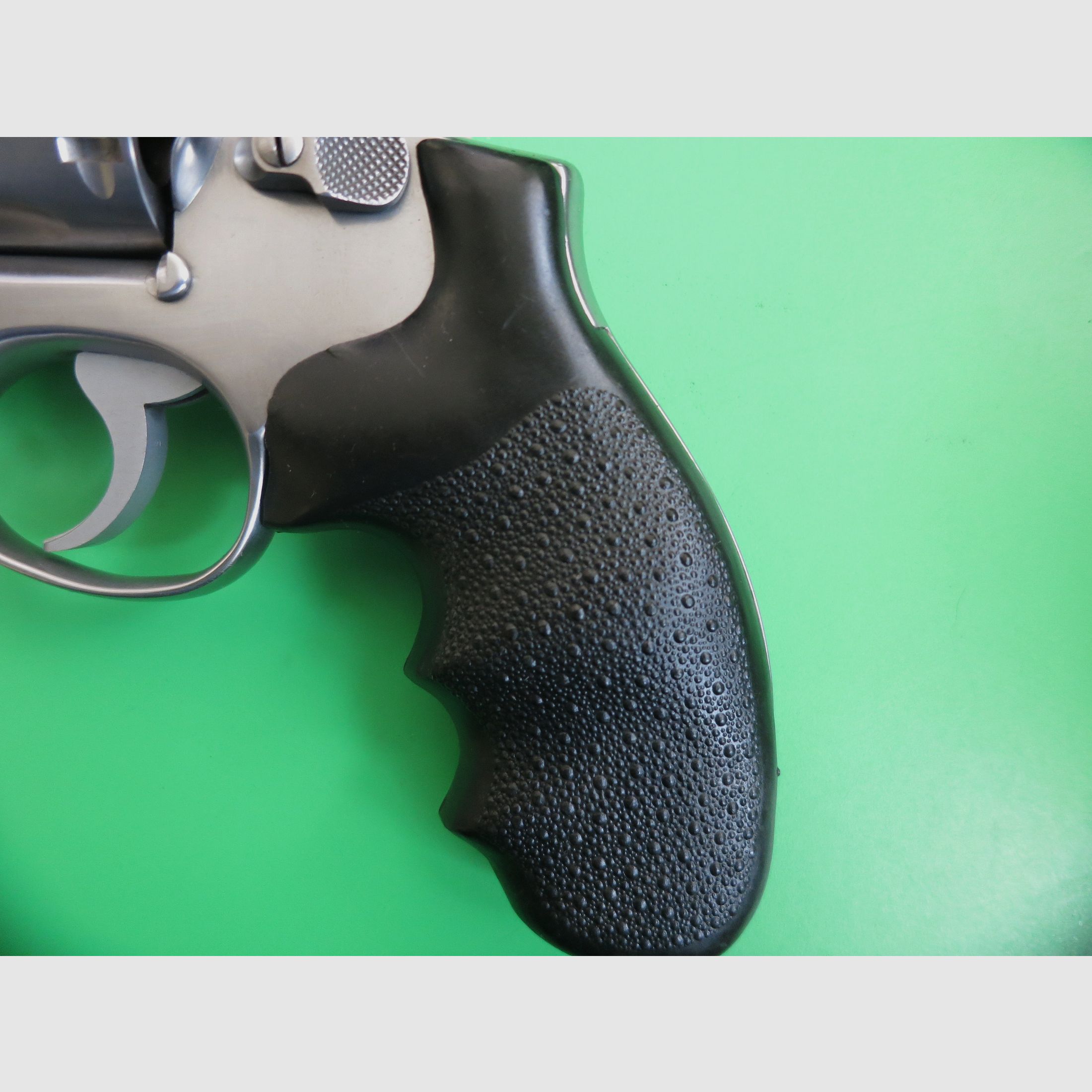 Smith&Wesson Mod. 64, .38 Special, 2" barrel, stainless, HOGUE-Monogrip, Fangschuß   #91