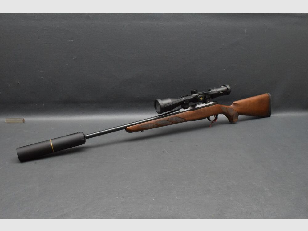 Tikka T3x Komplettset mit Zielfernrohr und Schalldämpfer ideal für Jungjäger