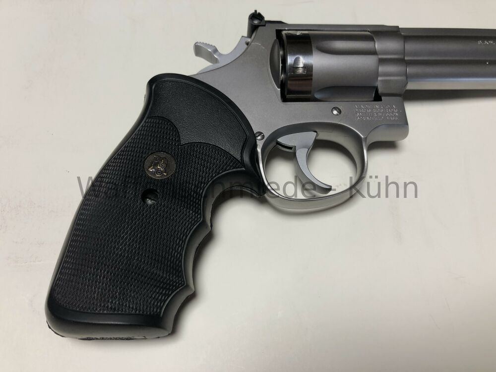 Smith & Wesson Model 686