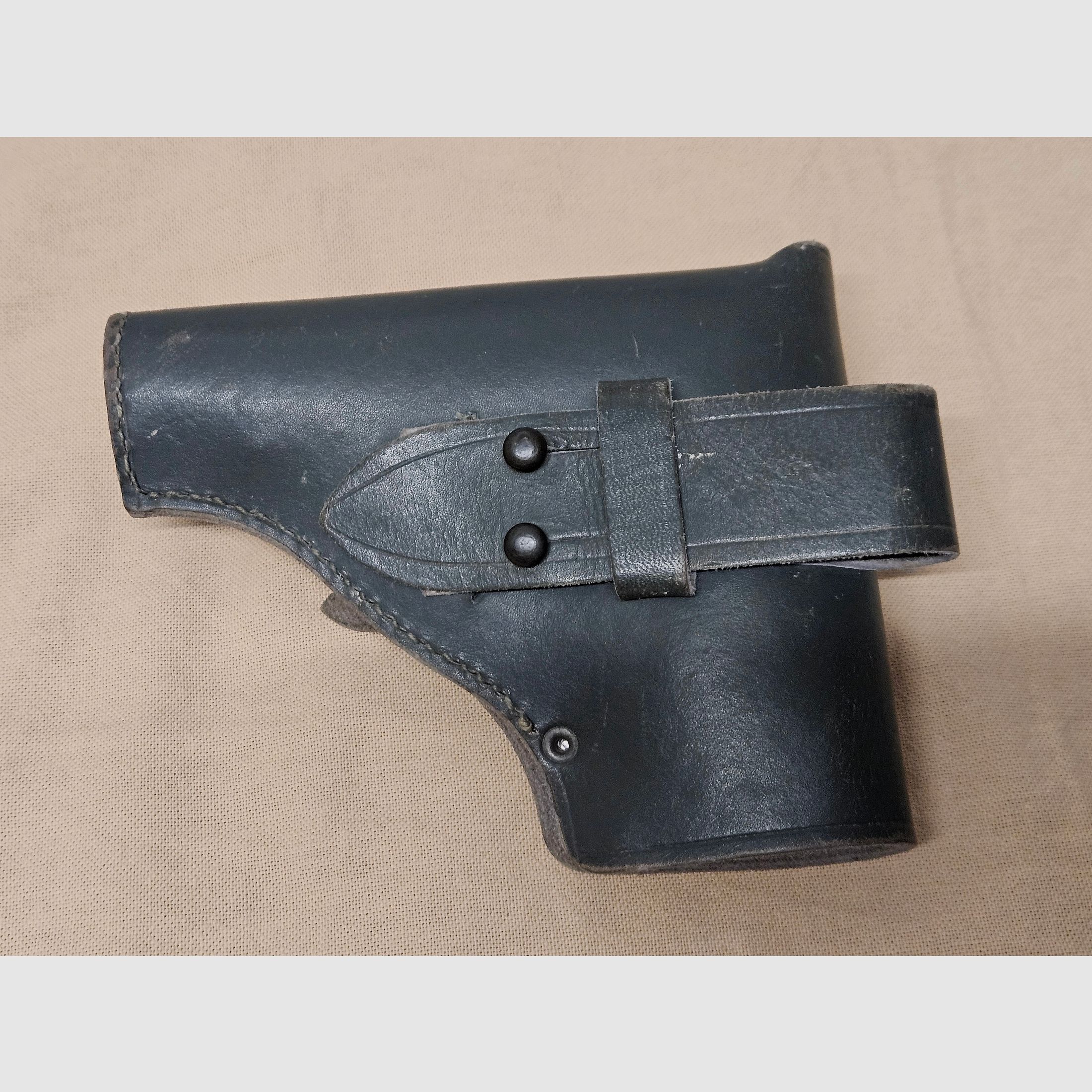 Graugrünes Pistolenholster Holster Beretta 34