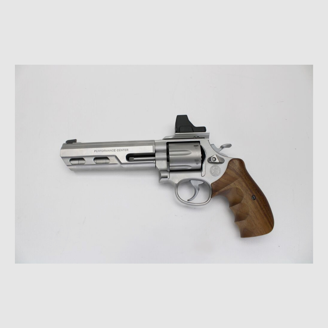 Revolver S&W 686-5 6" Performance Center Kaliber .357 Mag mit Vortex Defend Pfandversteigerung 17.7.25