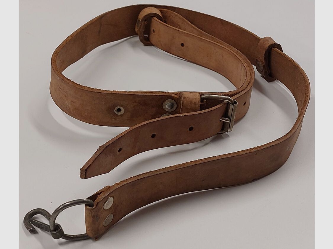 Fémáru Fegyver és Gépgyár (FEG) Original Hungary FEG AK47 Leather Straps (FEG-AK47-STRAPS), image 2 of 4