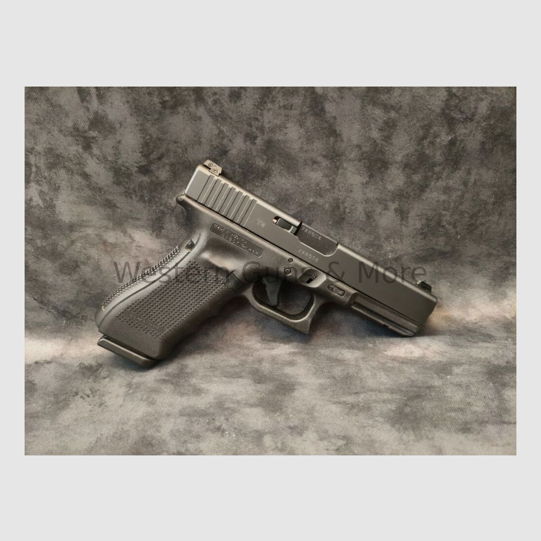 Glock Glock 17 Gen 4 Cal. 9mm Luger Black