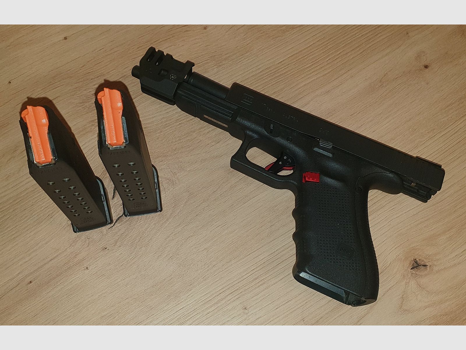 Glock 17, tuning e accessori, immagine 2 di 7