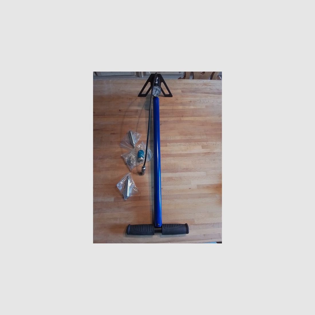 Gehmann Three Stage Turbo Pumpe inklusive Schlauch 250 bar inkl. CO2 Kartuschenadapter