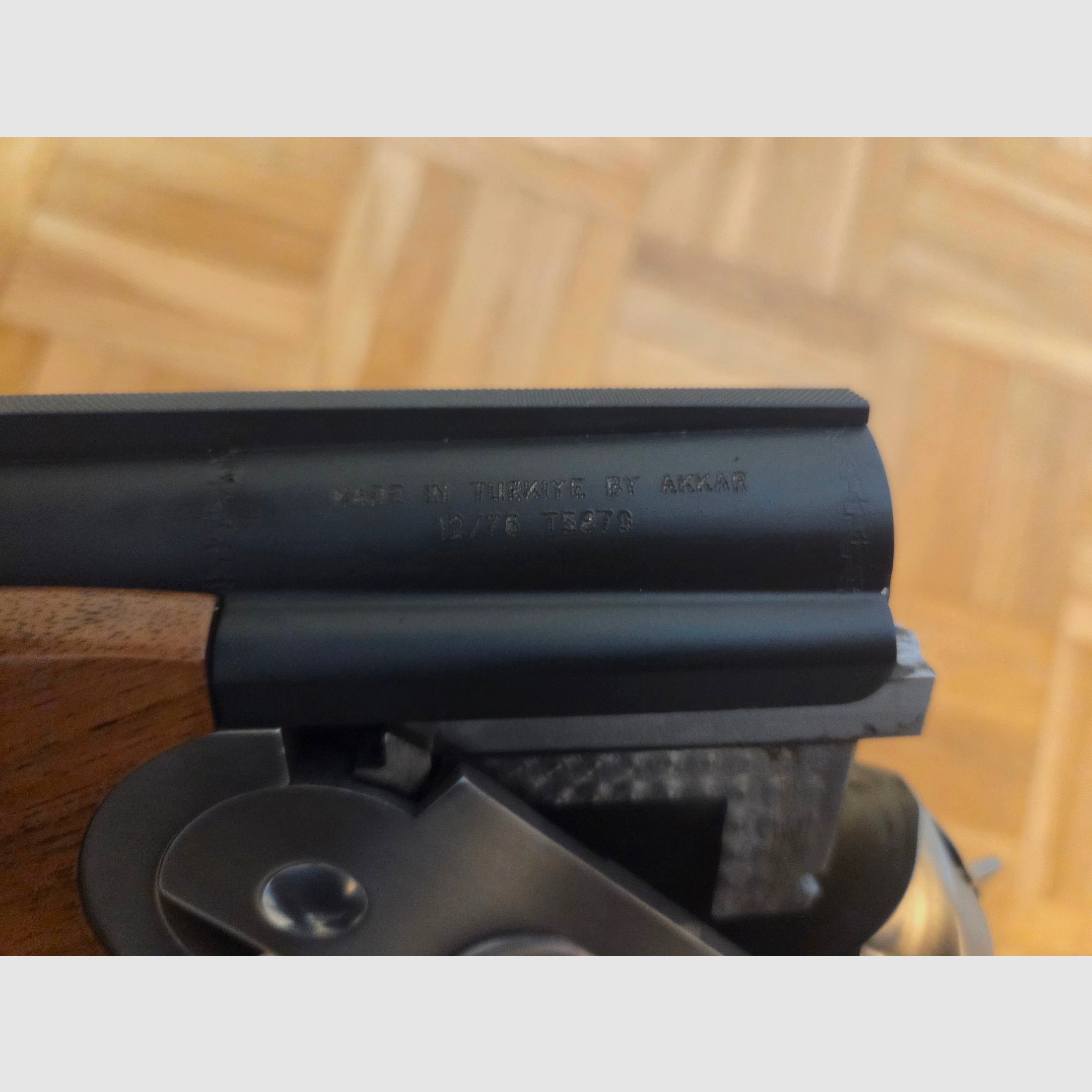 Akkar Churchill 206x fucile a canne doppie sovrapposte