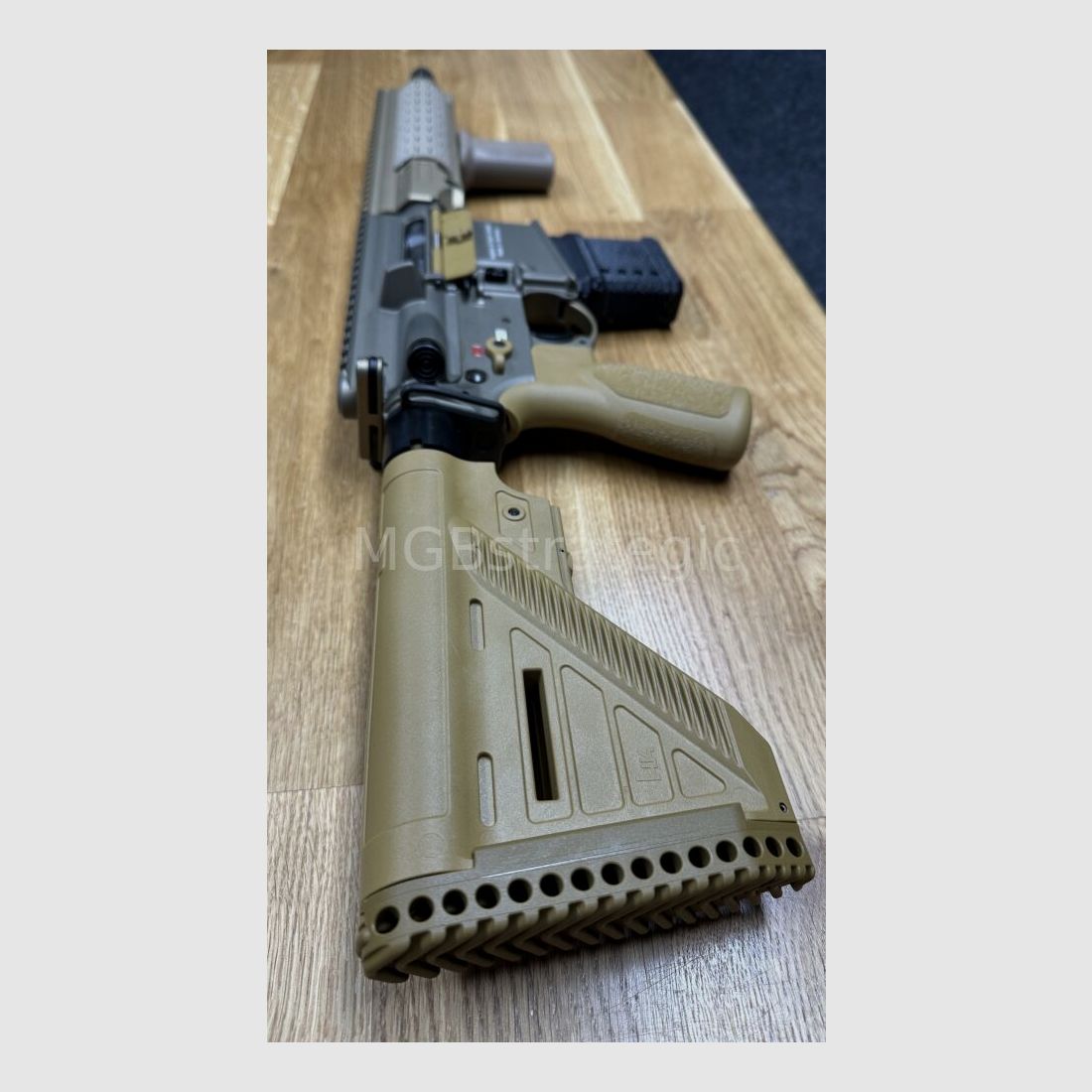 sportlich zugelassen! H&K MR223 A3 11" Lauf	 halbautom. Büchse .223Rem - Heckler & Koch - inkl. BRAVO COMPANY M-LOK BCMGUNFIGHTER Short Vertical Grip Polymer FDE